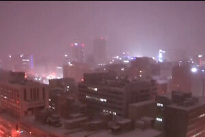 Imagens de videovigilância mostram impacto do sismo que abalou o Japão