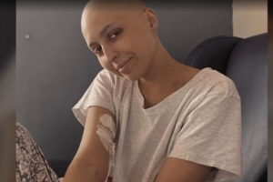 "Todos nós inalamos este fungo no ambiente": médico explica aspergilose que está a derrotar jovem com cancro