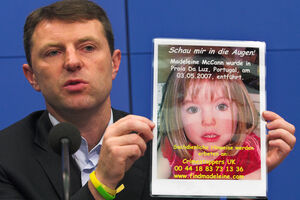 Pai de Madeleine McCann pede regulamentação rigorosa para a imprensa britânica