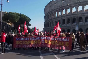 Trabalhadores italianos em greve geral para exigir alterações ao orçamento para 2026