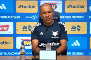 Leonardo Jardim emociona-se e anuncia pausa na carreira: «Saúde física e mental tem de ser preservada»