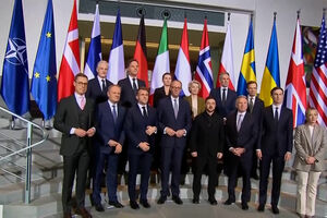 Zelensky junta-se aos líderes europeus em Berlim para discutir propostas de paz para a Ucrânia