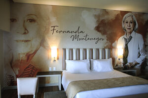 Hotel no Brasil homenageia Fernanda Montenegro com decoração especial