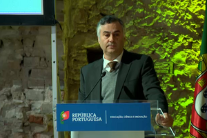 Ministro da Educação diz que residências universitárias “degradam-se” depressa por terem só “estudantes desfavorecidos”