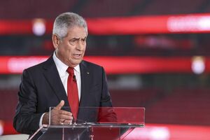 Luís Filipe Vieira durante a entrevista na BTV