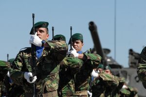Exército, militares