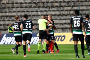 Harder no jogo com o Santa Clara