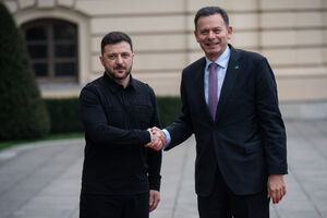 Zelensky e Costa celebram acordo Portugal-Ucrânia para produção de drones