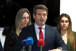 Chega analisa hipótese de recurso sobre retirada de cartazes sobre ciganos 