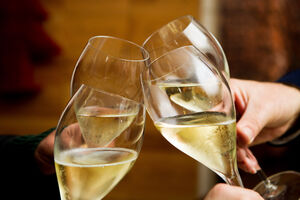 Sugestões de espumantes de Lisboa a Champanhe para celebrar a entrada em 2026