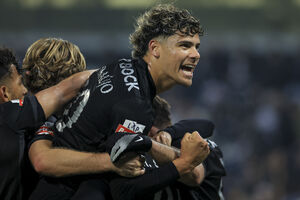 Maxi Araujo festeja golo do Sporting frente ao Vitória de Guimarães