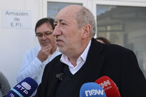 António Filipe defende cumprimento da Constituição, referindo direitos a serem cumpridos