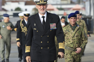 Gouveia e Melo investigado por ajustes diretos na Marinha