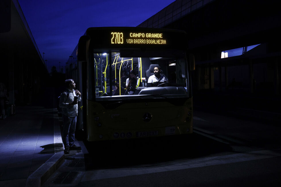 A 28 de abril deste ano, o País passou quase um dia inteiro sem energia elétrica, devido a um colapso momentâneo da rede energética de abastecimento