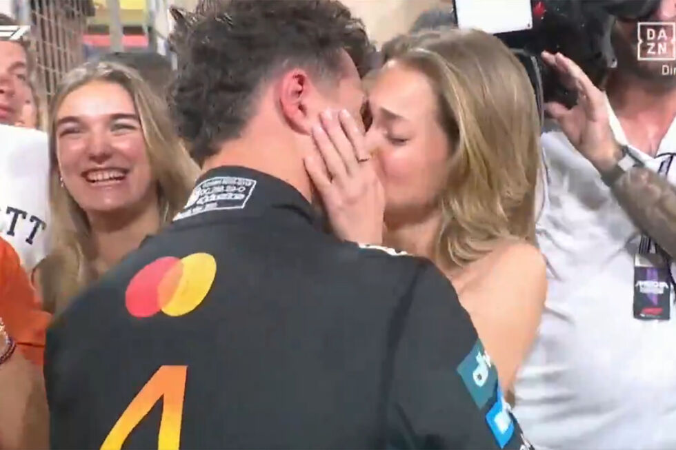Um beijo e muitas lágrimas: o momento em que Norris festeja com Margarida Corceiro a conquista do Mundial