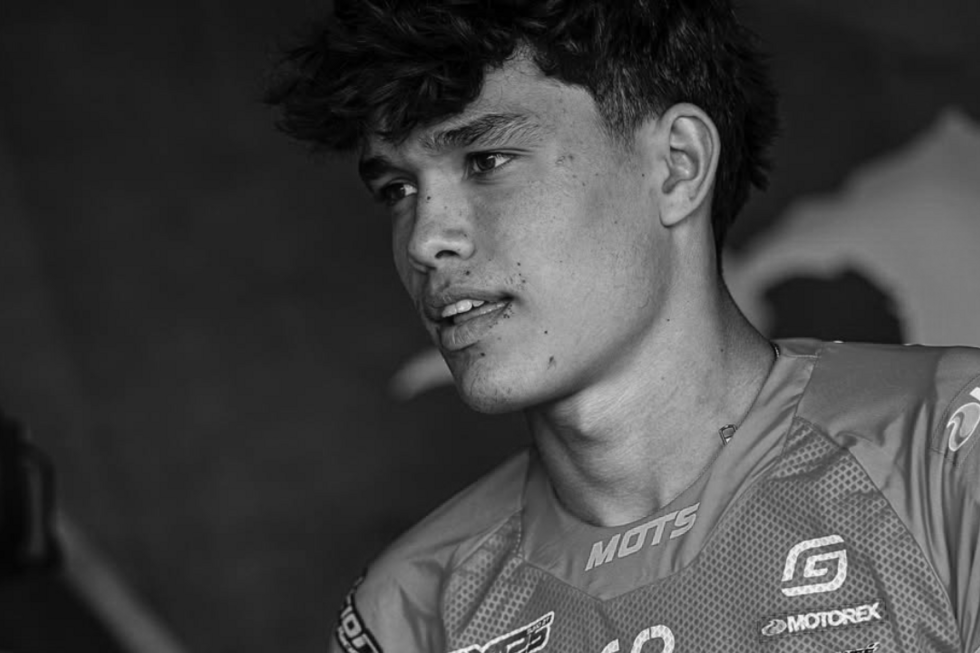 Piloto espanhol de motocross morre aos 17 anos durante uma sessão de treinos privada