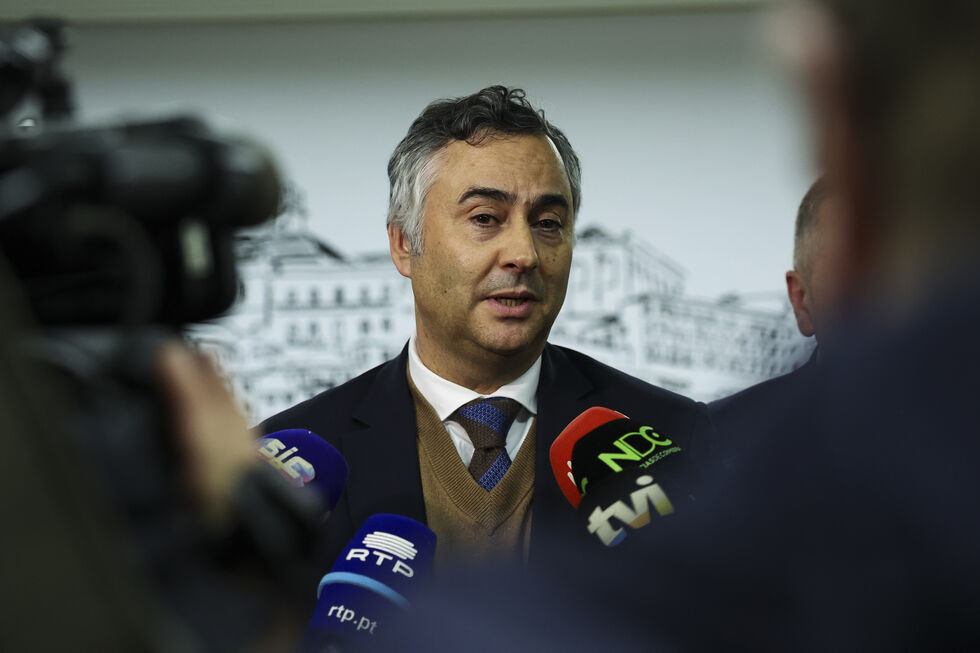 Fernando Alexandre no final da visita à Escola Superior de Tecnologia da Saúde do Politécnico de Coimbra