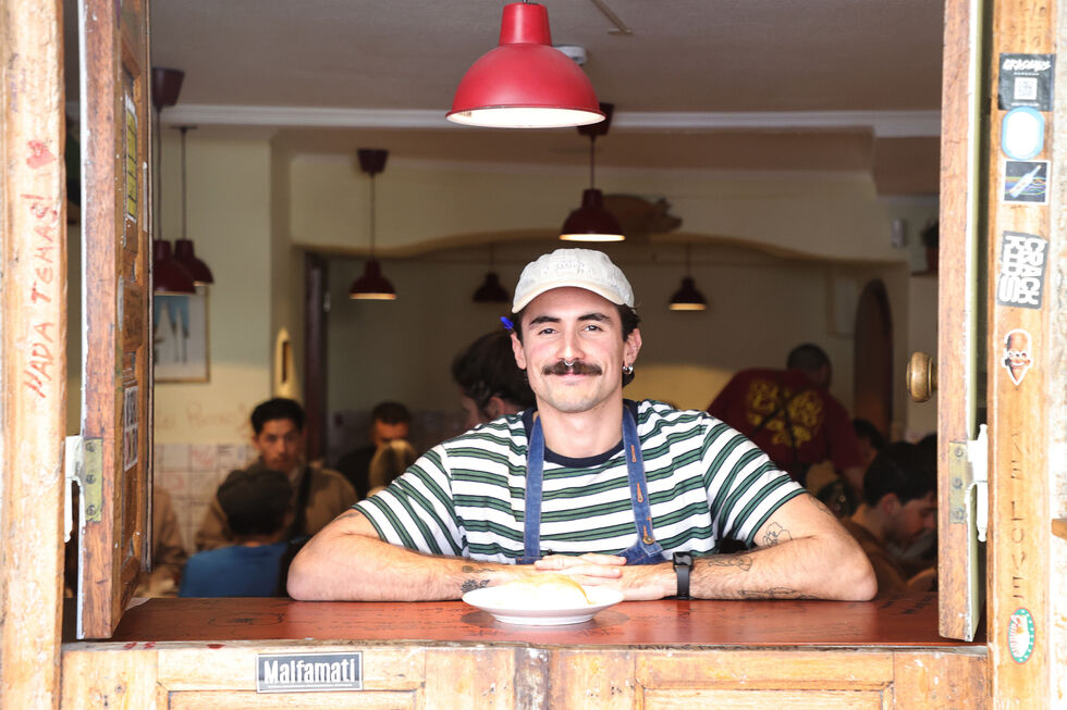 Zé Paulo Rocha, do Velho Eurico, partilha receita de farófias para o Natal