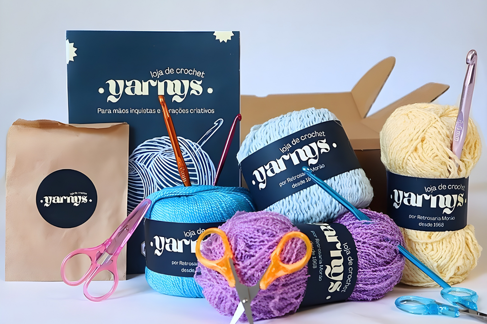 Conjunto de crochet da loja Yarnys para criações criativas