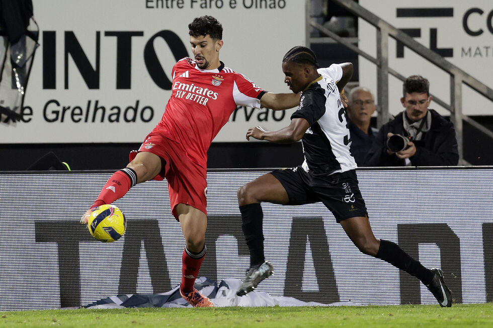 Benfica vence em Faro e avança na Taça de Portugal