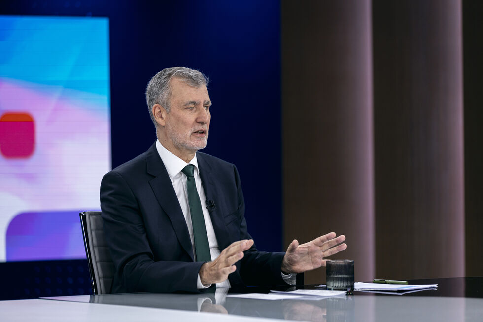 Gouveia e Melo critica Montenegro sobre investigação do MP