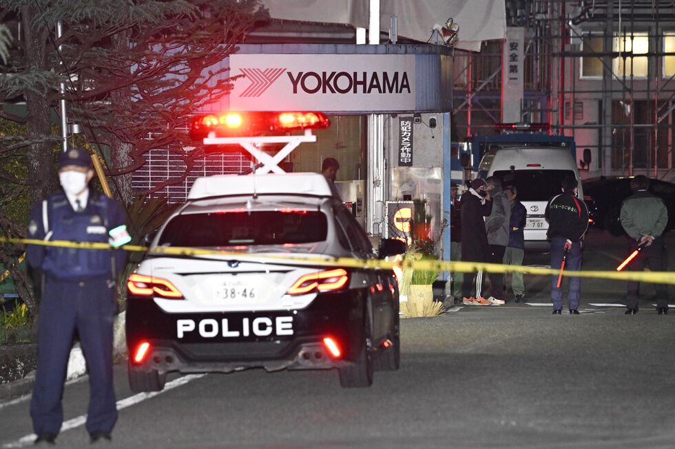 A polícia investiga ataque com faca numa fábrica da Yokohama no Japão