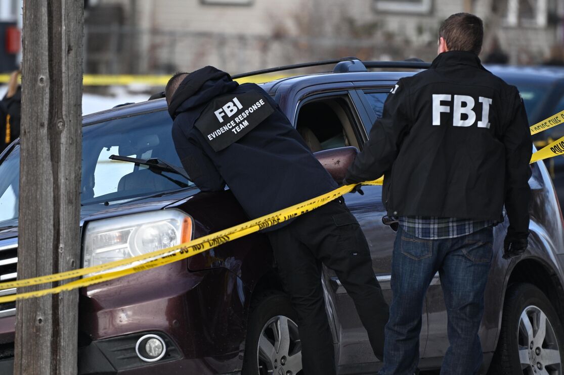 Agentes do FBI investigam incidente com agentes do ICE em Minneapolis