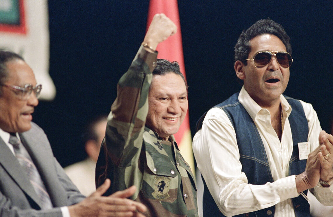 Manuel Noriega colaborou com a CIA até ter sido capturado pelos EUA em 1989