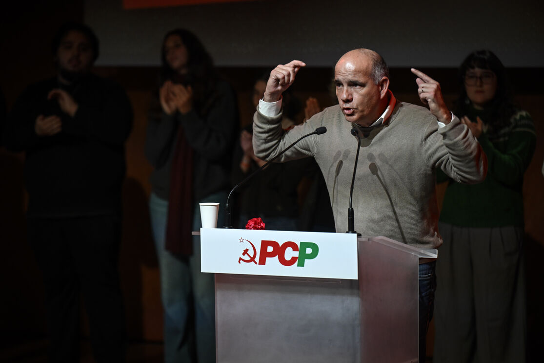 Paulo Raimundo apela ao voto em António José Seguro para derrotar Ventura