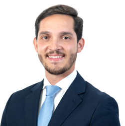 Vereador do Funchal alcoolizado atropela uma pessoa nos festejos do Ano Novo e pede suspensão do mandato