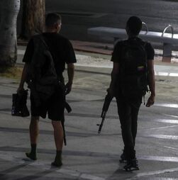 Embaixada de Portugal em Caracas pede a portugueses 'que fiquem em casa'