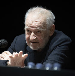 Realizador húngaro Béla Tarr morre aos 70 anos