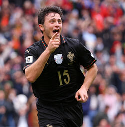 Observatório do Futebol: João Neves é o jogador português mais valioso no mercado