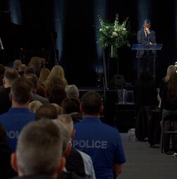 Suíça cumpre dia de luto nacional pelas vítimas de incêndio que matou 40 pessoas em bar na passagem de ano