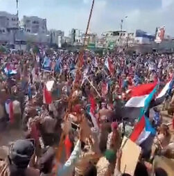 Apoiantes de separatistas saem à rua no Iémen após dissolução do Conselho de Transição do Sul 