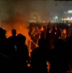 Mais de 500 mortes durante os protestos no Irão