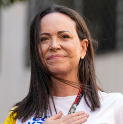 Oposição venezuelana exige convocação de eleições presidenciais em 30 dias