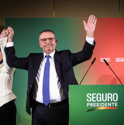 Todas as projeções dão vitória a Seguro. Ventura ou Cotrim serão o adversário na segunda volta