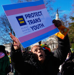 Supremo Tribunal dos EUA mantém lei que proibe atletas transgénero de competir em equipas femininas