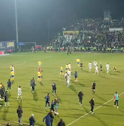 As imagens da confusão entre jogadores no final do Arouca-Sporting 