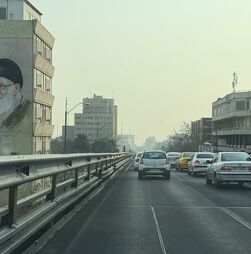 Filho do presidente do Irão pede às autoridades que restabeleçam a internet 