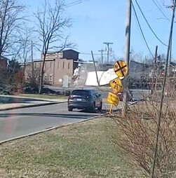 Comboio colide com camião preso em linha férrea nos EUA