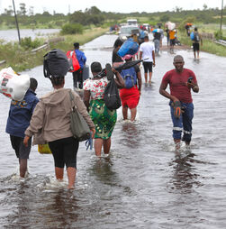 Autoridades denunciam cobrança ilicitas para resgatar vítimas de cheias em Moçambique
