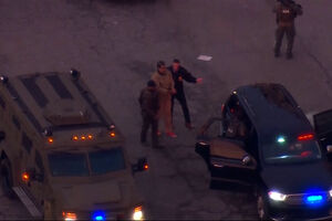 Maduro já saiu da prisão e seguiu para tribunal em Nova Iorque