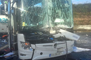 Autocarro português envolvido em choque em cadeia com 100 viaturas em França. Há dois mortos 
