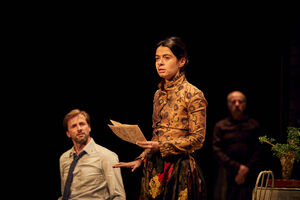 Beatriz Maia reflete sobre resistência e o impacto da peça "Catarina e a Beleza de Matar Fascistas"