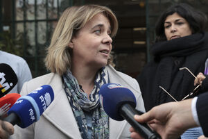 Catarina Martins comenta encontro entre Seguro e Santana Lopes