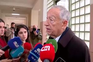 Marcelo considera voto antecipado um "avanço em democracia"