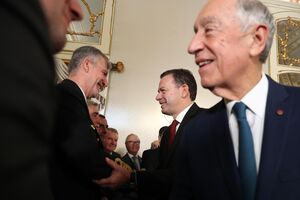 Gouveia e Melo e Montenegro juntos num evento