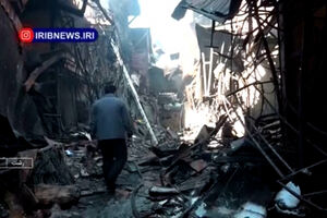 Imagens de drone mostram edifícios completamente destruídos após incêndio no Irão